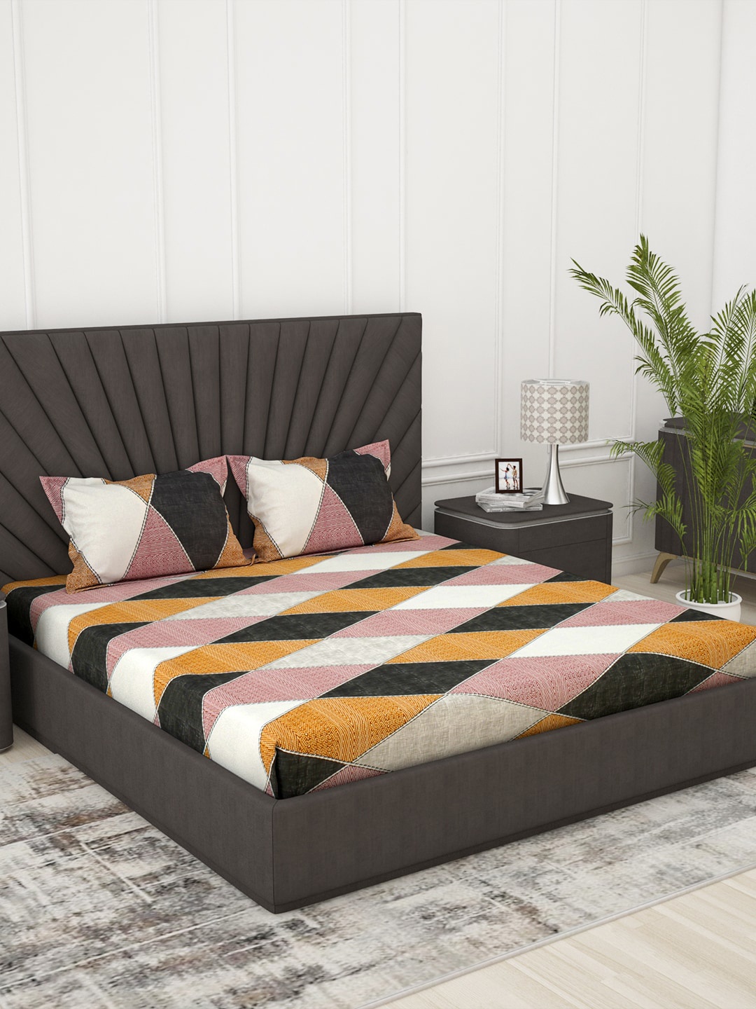 Story@home Cream & Peach Geometric 186 TC Cotton Queen Bedsheet with 2 Pillow Covers
Story@home Cream & Peach Geometric 186 TC Cotton Queen Bedsheet with 2 Pillow Covers