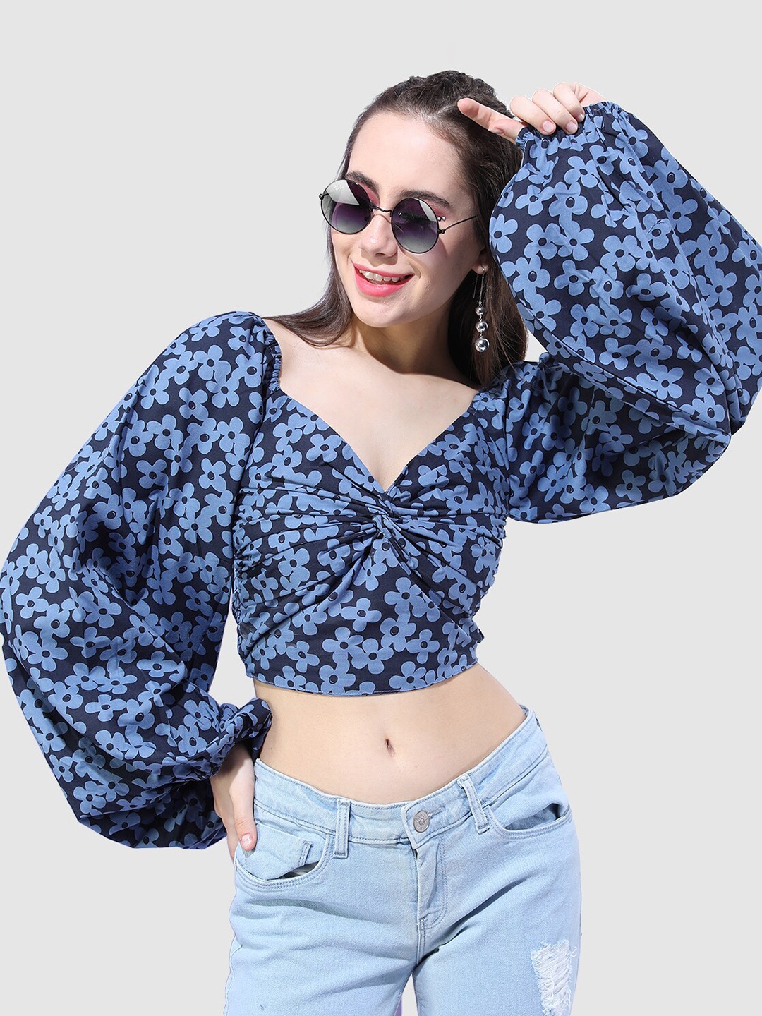 Freehand by The Indian Garage Co Floral Print Sweetheart Neck Pure Cotton Crop Top, Navy blue
Freehand by The Indian Garage Co Floral Print Sweetheart Neck Pure Cotton Crop Top, Navy blue
