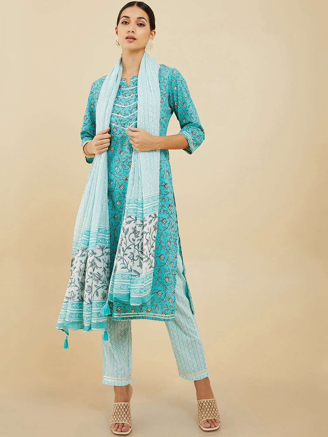 Soch Ethnic Motifs Printed Gotta Patti Pure Cotton Kurta With Trousers & Dupatta, Turquoise blue
Soch Ethnic Motifs Printed Gotta Patti Pure Cotton Kurta With Trousers & Dupatta, Turquoise blue