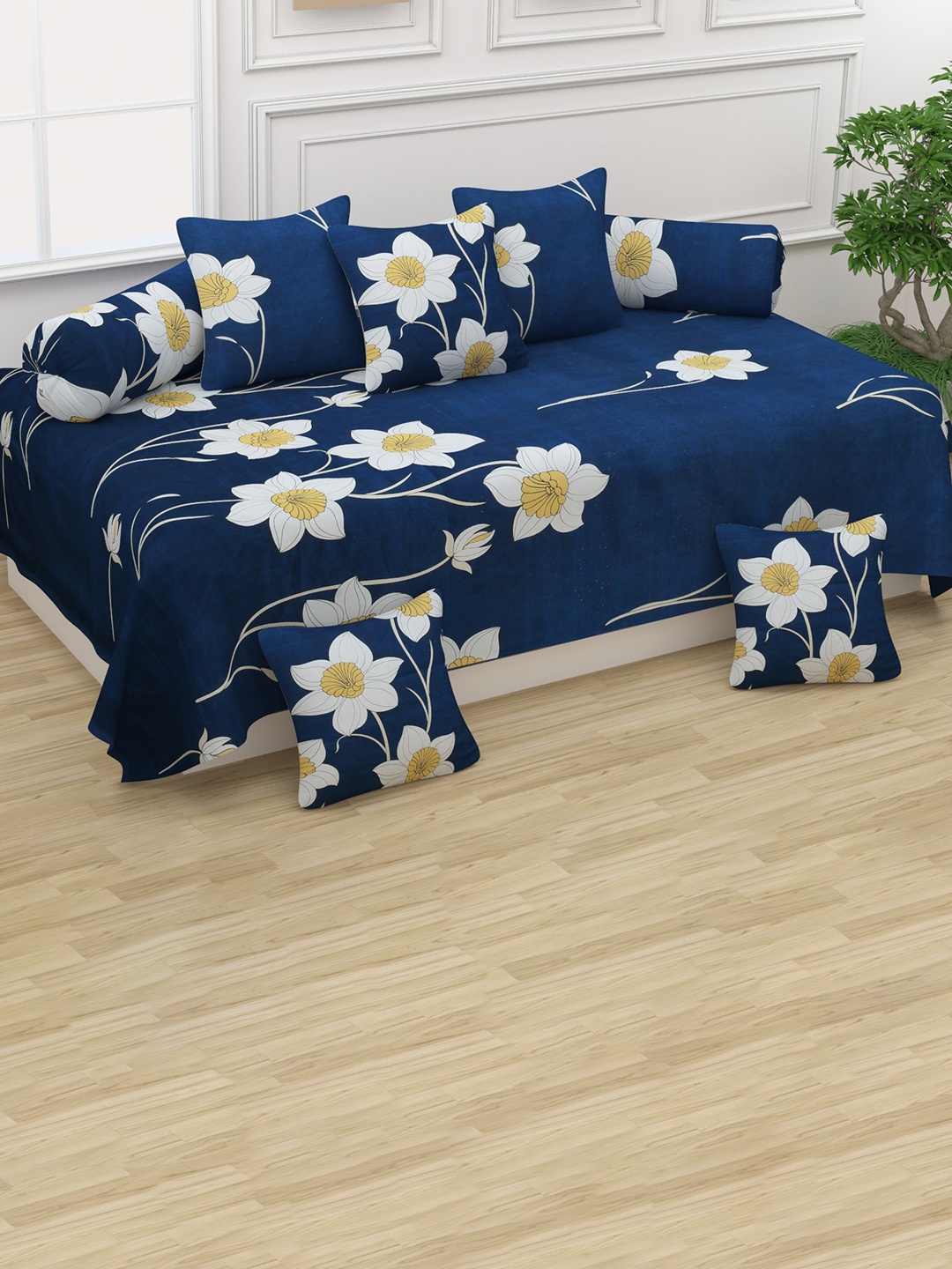 Bajo's Set Of 8 Blue & White Printed Cotton Diwan Set