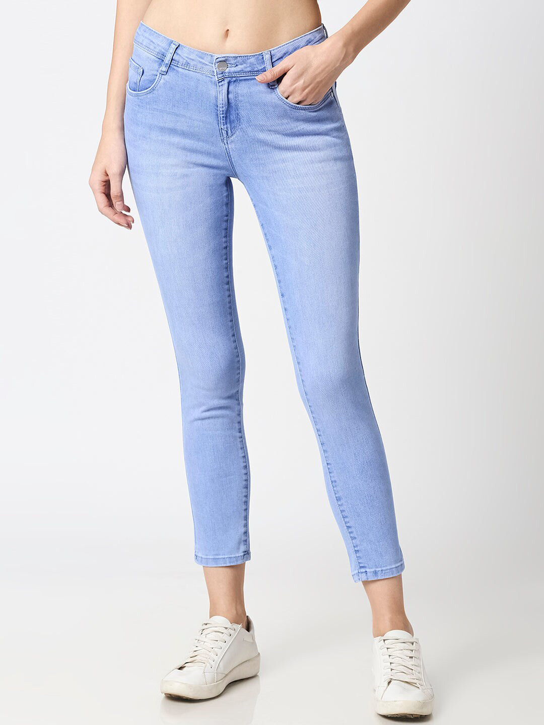 Kraus Jeans Women Skinny Fit Light Fade Strecthable Jeans, Blue 
Kraus Jeans Women Skinny Fit Light Fade Strecthable Jeans, Blue