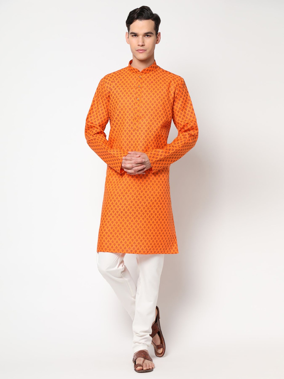 PREMROOP- THE STYLE YOU LOVE Men Floral Printed Pure Cotton Kurta with Pyjamas, Orange
PREMROOP- THE STYLE YOU LOVE Men Floral Printed Pure Cotton Kurta with Pyjamas, Orange