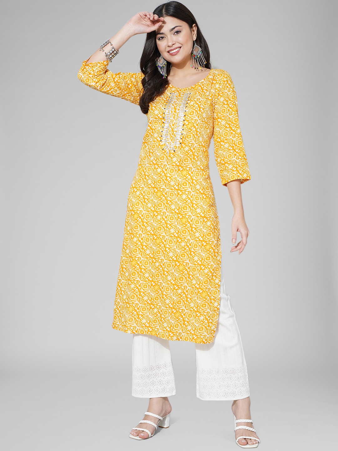 Purple Feather Round Neck Ethnic Motifs Printed Thread Work Pure Cotton Kurta, Yellow
Purple Feather Round Neck Ethnic Motifs Printed Thread Work Pure Cotton Kurta, Yellow