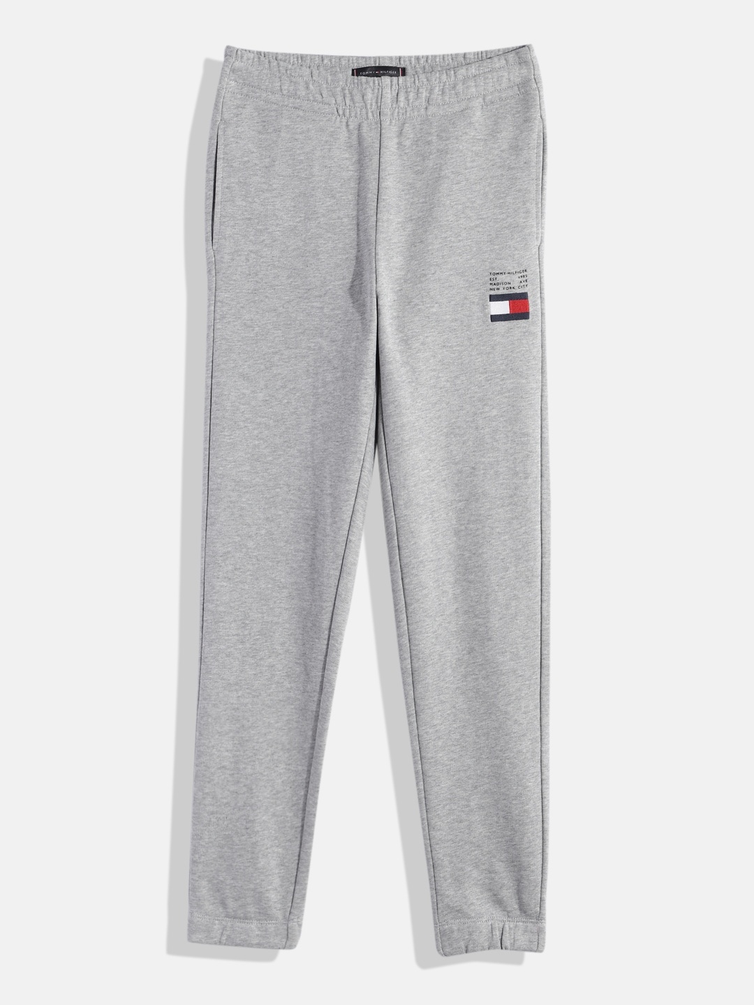 Tommy Hilfiger Boys Mid-Rise Organic Cotton Sweat Joggers With Brand Logo Embroidery, Grey melange
Tommy Hilfiger Boys Mid-Rise Organic Cotton Sweat Joggers With Brand Logo Embroidery, Grey melange