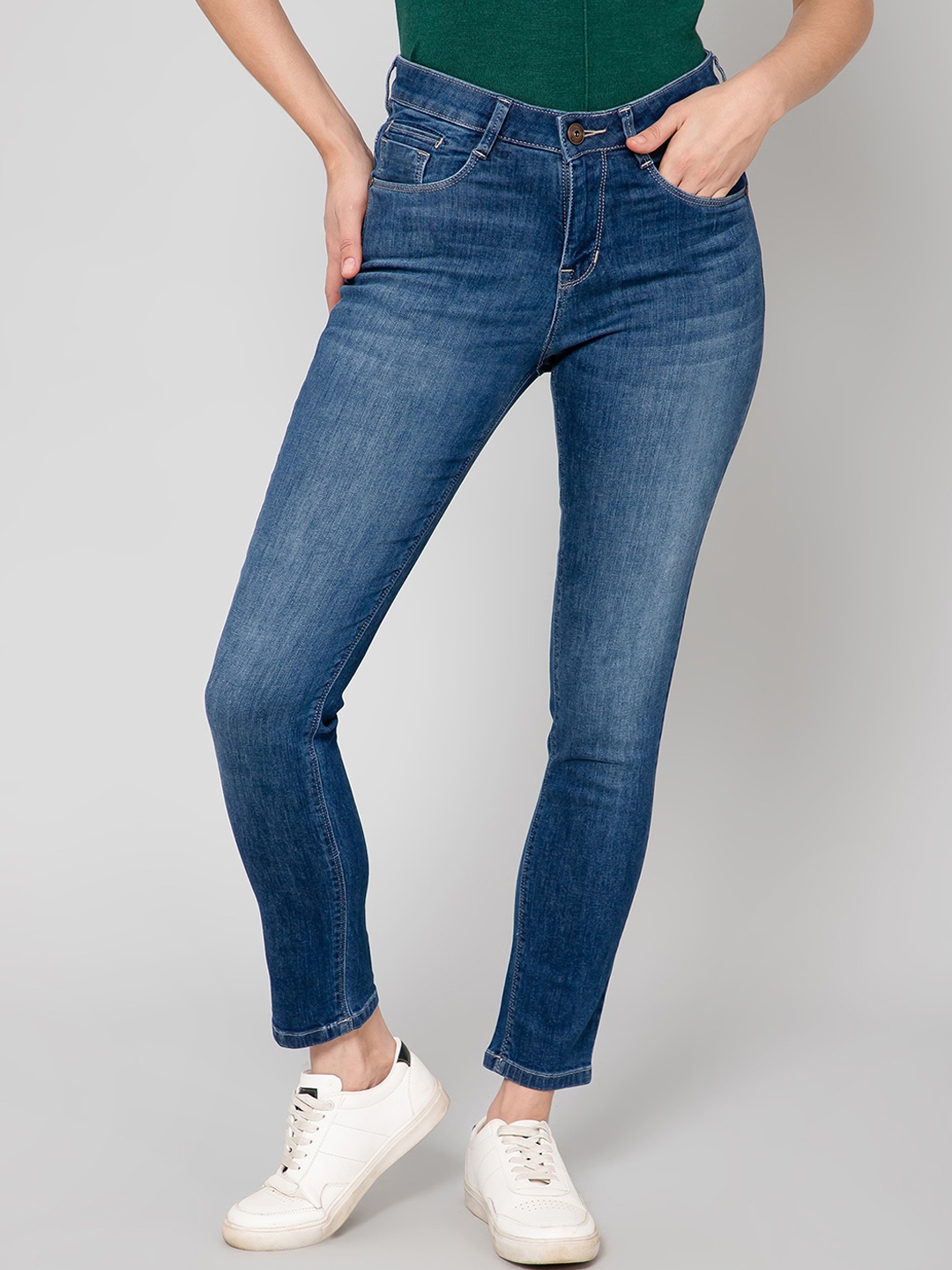 Cantabil Women Skinny Fit Mildly Distressed Light Fade Stretchable Cotton Jeans, Blue
Cantabil Women Skinny Fit Mildly Distressed Light Fade Stretchable Cotton Jeans, Blue