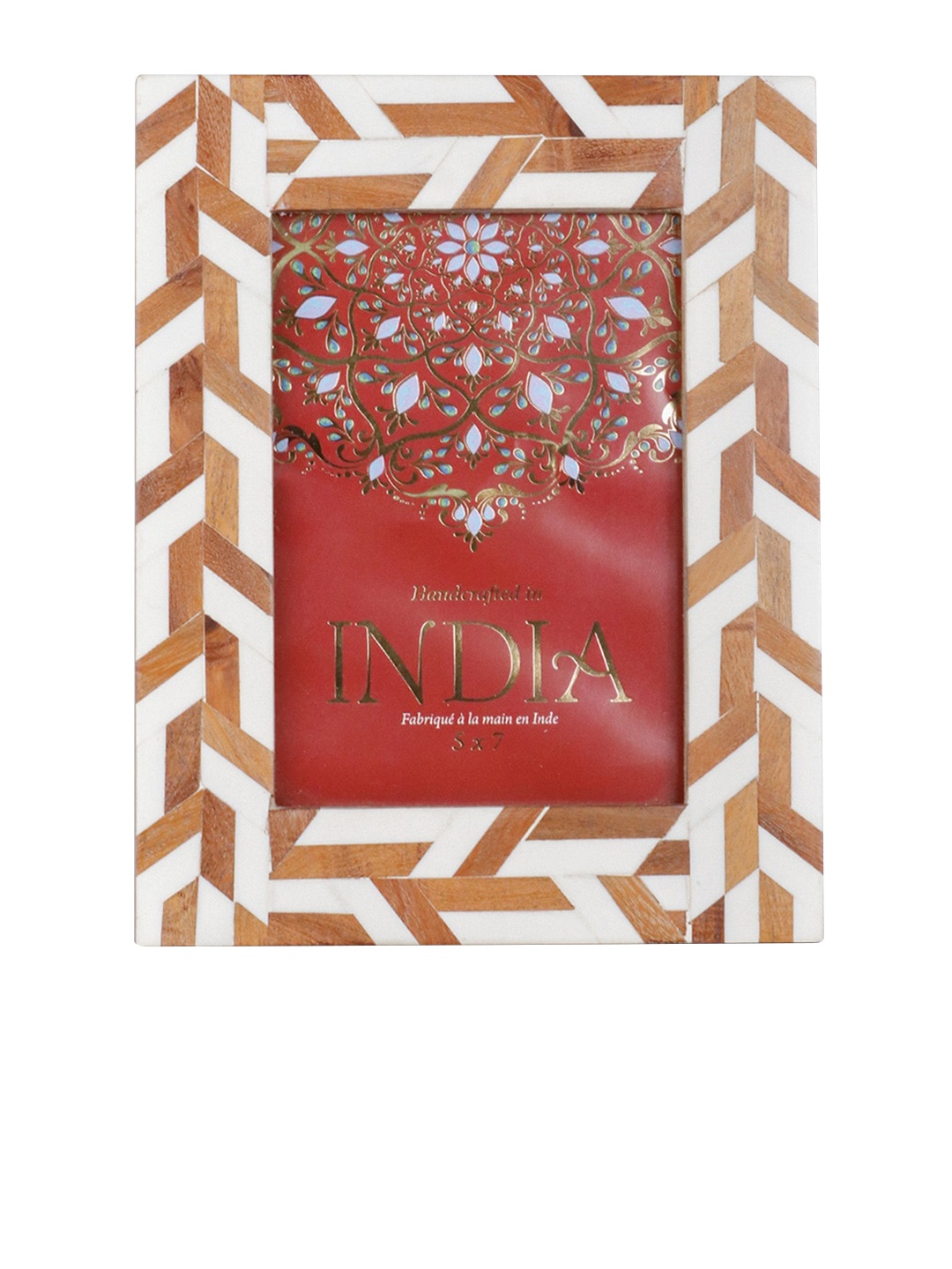 CASA DECOR Geometric patterned Table Photo Frame, White