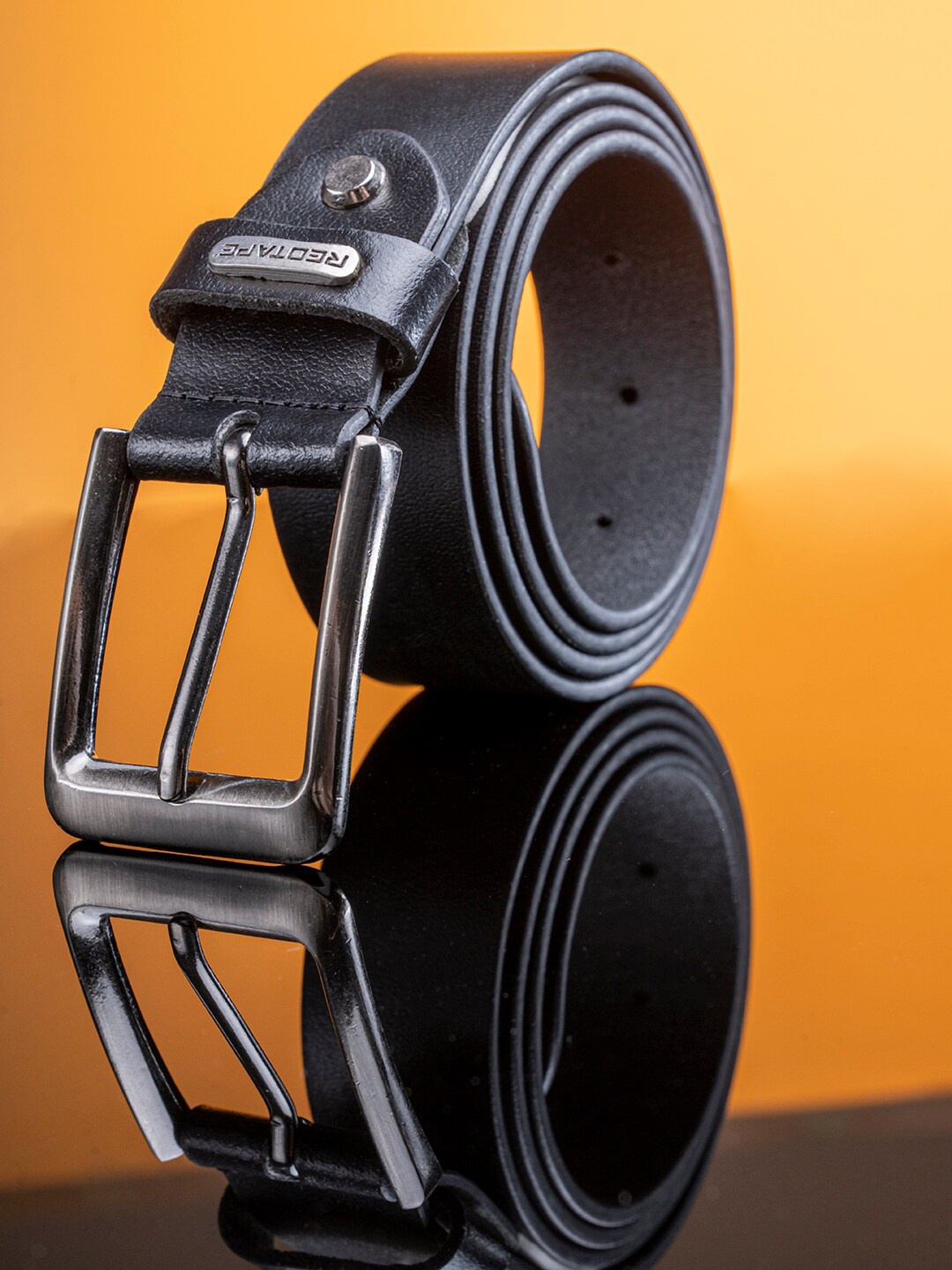 Red Tape Men Leather Belt, Black