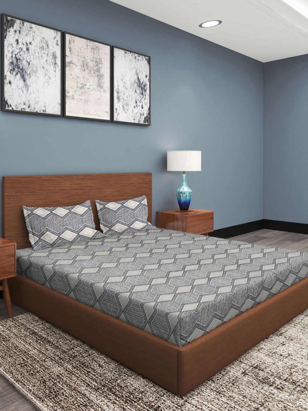 ROMEE Grey & White Geometric Printed 210 TC Cotton King Bedsheet with 2 Pillow Covers
ROMEE Grey & White Geometric Printed 210 TC Cotton King Bedsheet with 2 Pillow Covers