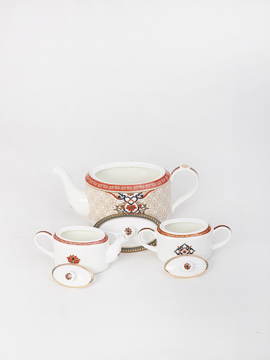 Fabindia Jodhaa White & Rust Set of 3 Ethnic Motifs Printed Kettle Set of Cups and Mugs
Fabindia Jodhaa White & Rust Set of 3 Ethnic Motifs Printed Kettle Set of Cups and Mugs