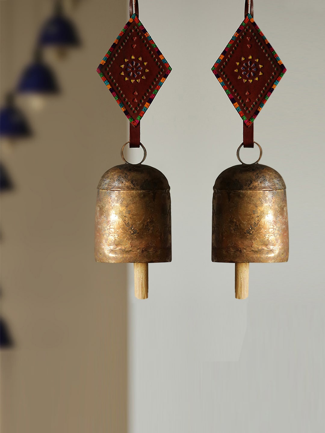 ExclusiveLane Set Of 2 Copper-Toned & Brown Antique Metal Bell Windchimes With Leather Strap
ExclusiveLane Set Of 2 Copper-Toned & Brown Antique Metal Bell Windchimes With Leather Strap