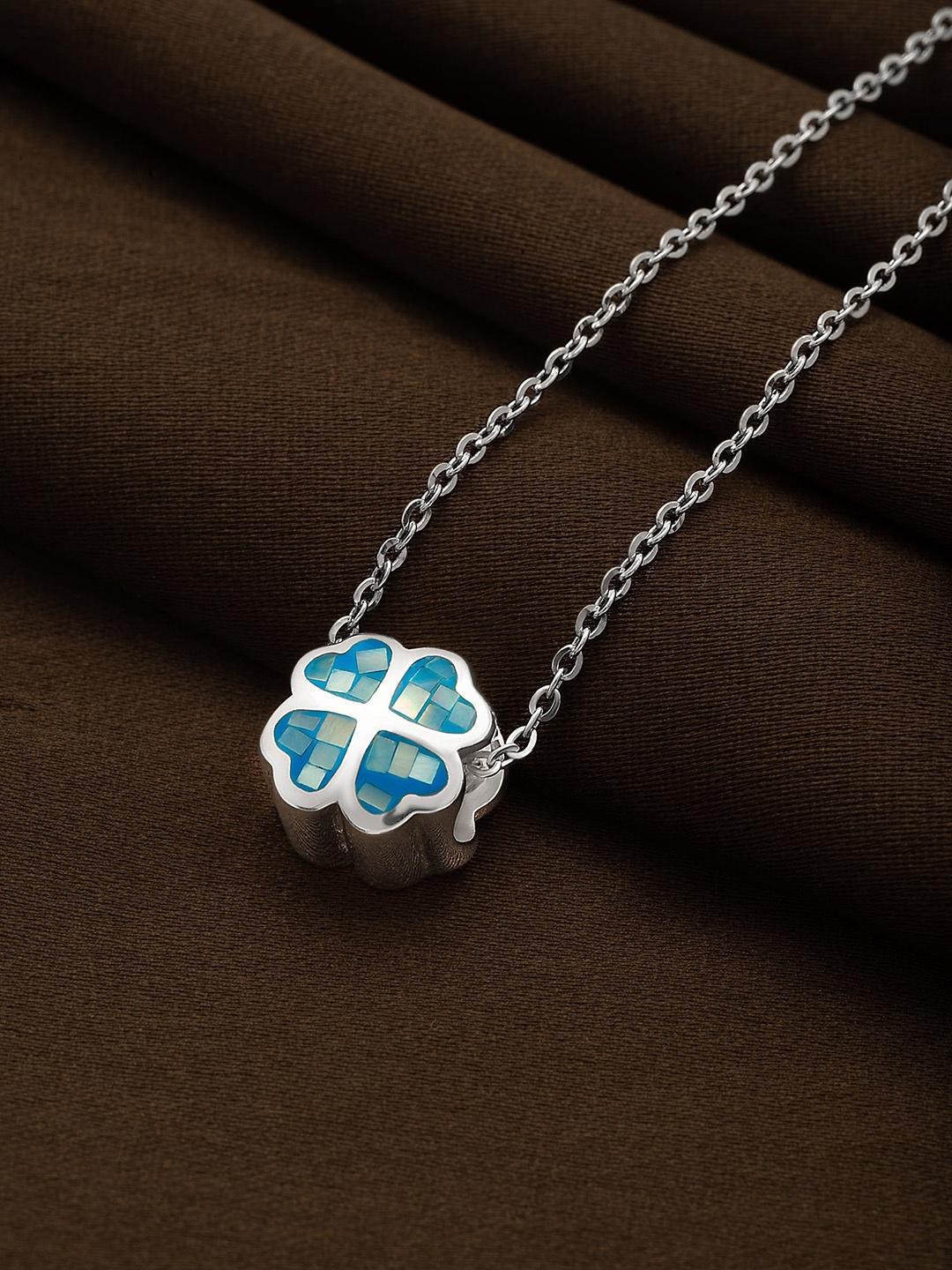 SILBERRY Women 925 Sterling Silver-Plated Mother Of Pearl-Studded Pendant With Chain
SILBERRY Women 925 Sterling Silver-Plated Mother Of Pearl-Studded Pendant With Chain