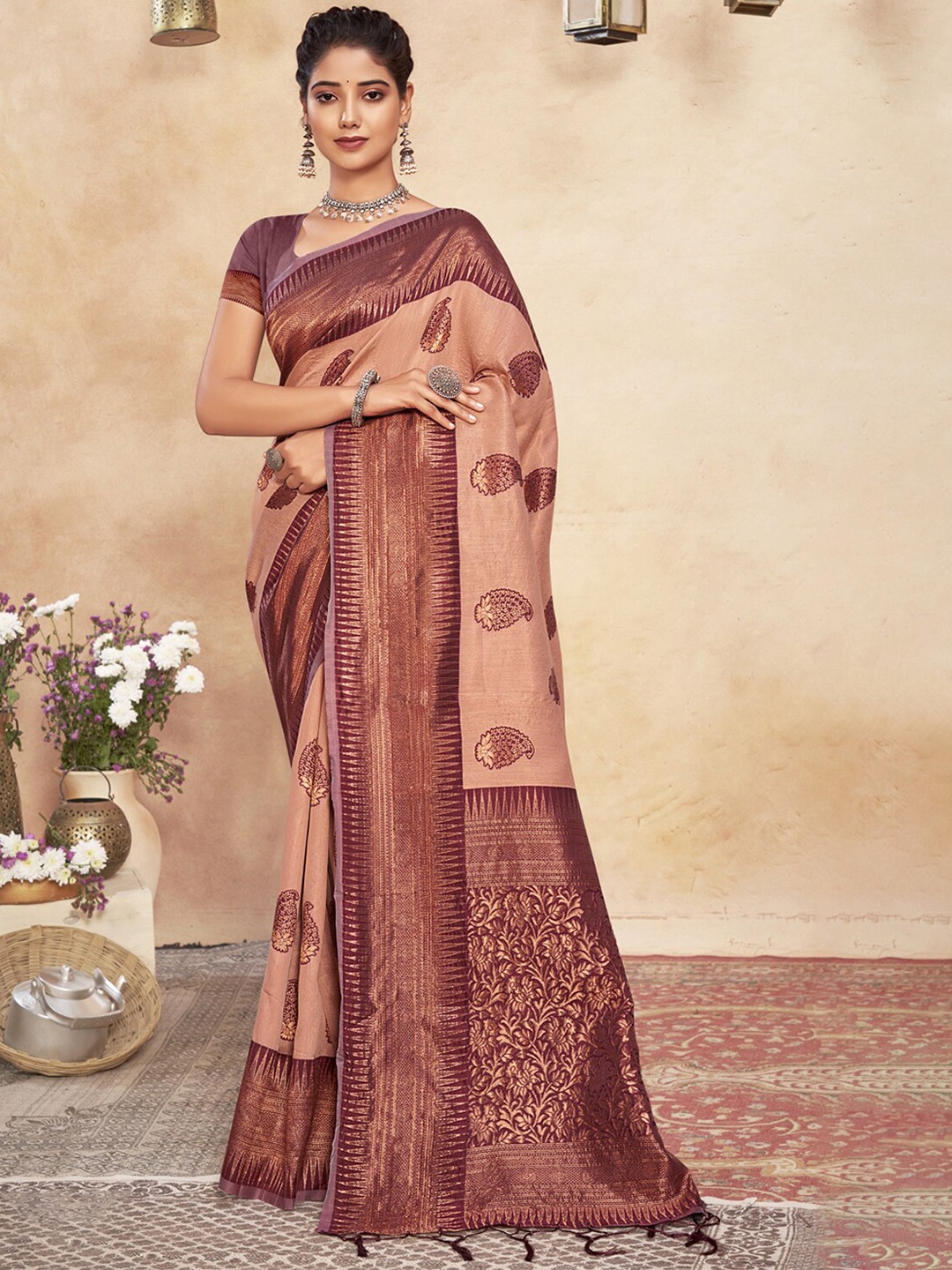 SANGAM PRINTS Woven Design Zari Saree, Peach