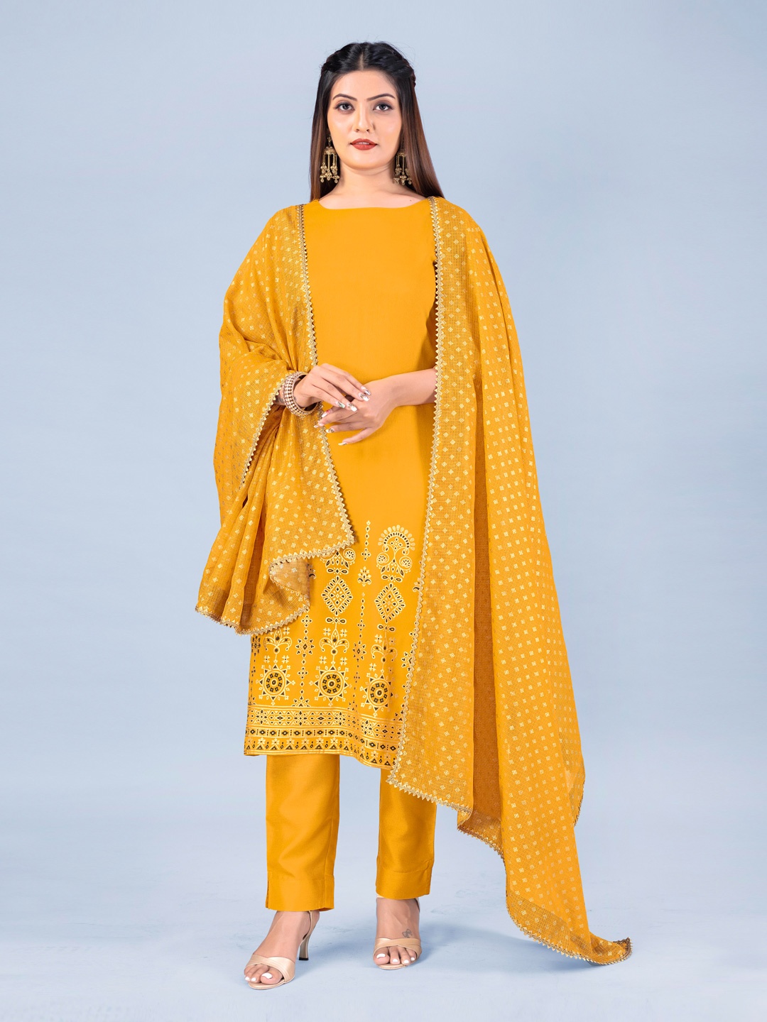FASHION DREAM Women Ethnic Motifs Printed Kurta with Trousers & With Dupatta, Yellow
FASHION DREAM Women Ethnic Motifs Printed Kurta with Trousers & With Dupatta, Yellow
