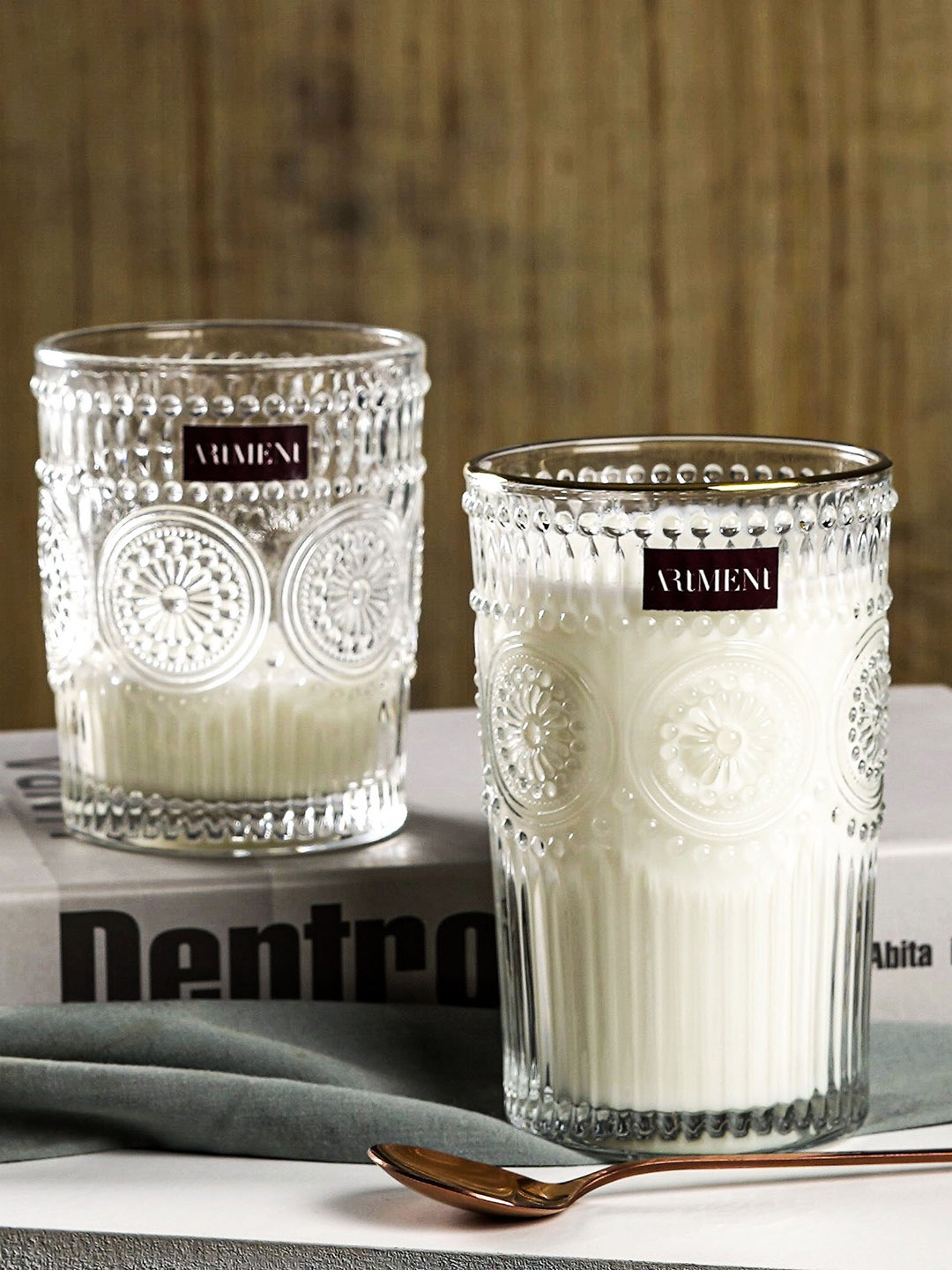 THE ARTMENT Modern Art Set Of 4 Transparent Vintage Embossed Whiskey Glasses
THE ARTMENT Modern Art Set Of 4 Transparent Vintage Embossed Whiskey Glasses