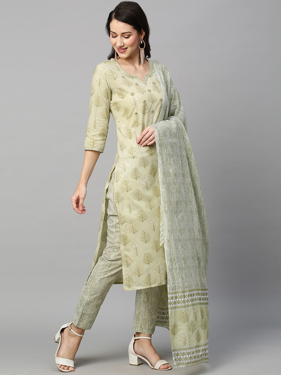 INDYES Floral Printed Thread Work Pure Cotton Kurta with Trousers & With Dupatta, Green
INDYES Floral Printed Thread Work Pure Cotton Kurta with Trousers & With Dupatta, Green