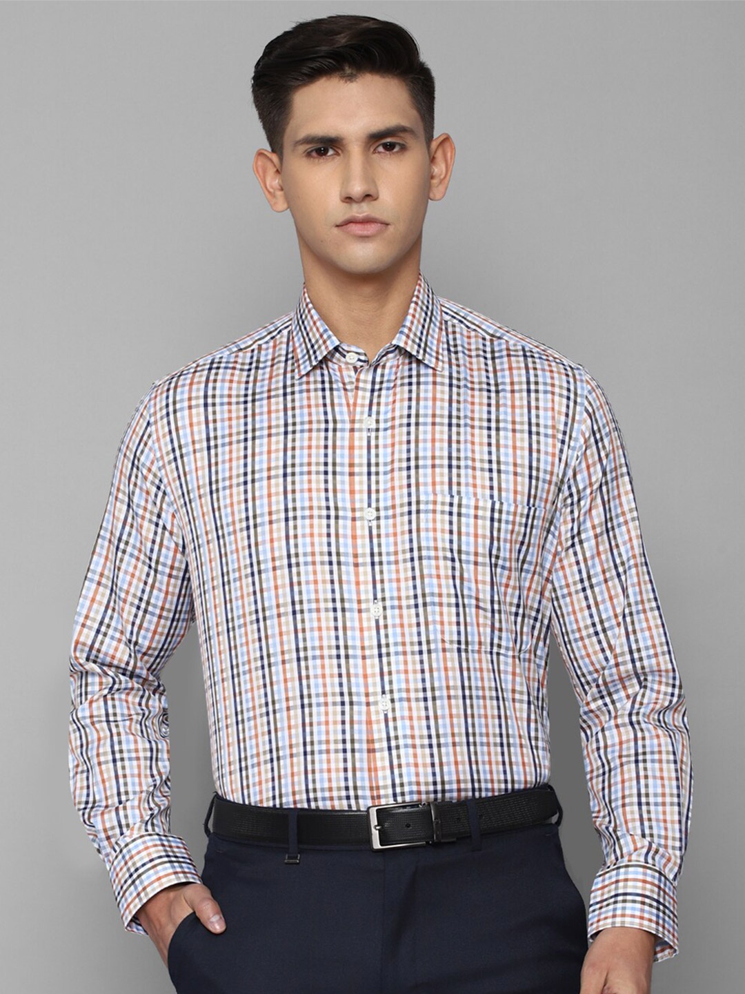 Luxure by Louis Philippe Men Pure Cotton Slim Fit Tartan Checks Checked Formal Shirt, White
Luxure by Louis Philippe Men Pure Cotton Slim Fit Tartan Checks Checked Formal Shirt, White
