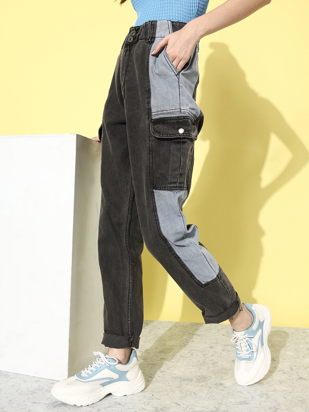 The Roadster Life Co. Women Pure Cotton Jet Black Boyfriend Fit Upgraded denim Jeans
The Roadster Life Co. Women Pure Cotton Jet Black Boyfriend Fit Upgraded denim Jeans