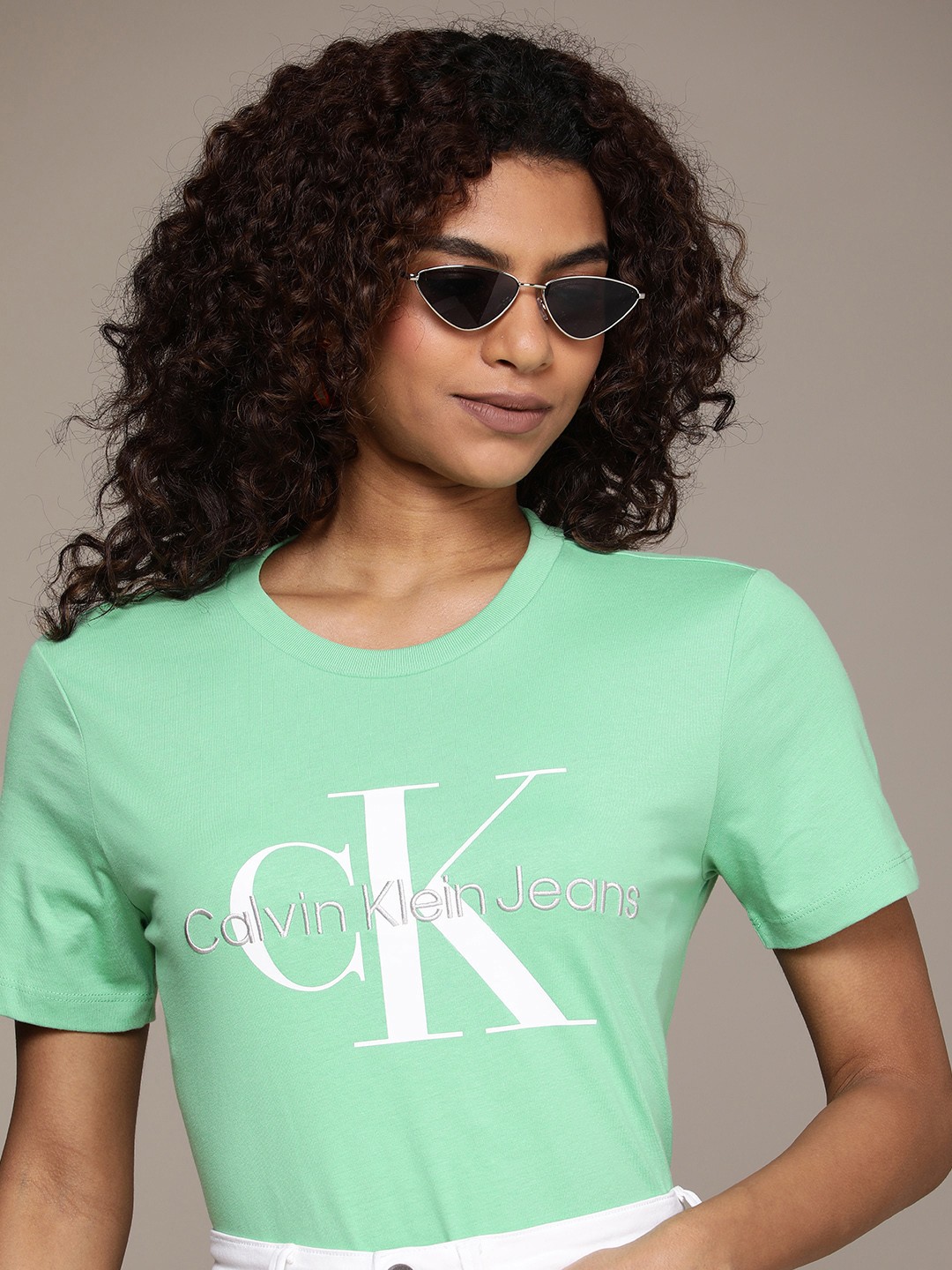 Calvin Klein Jeans Women Brand Logo Print & Embroidered Knitted Pure Cotton T-shirt, Green
Calvin Klein Jeans Women Brand Logo Print & Embroidered Knitted Pure Cotton T-shirt, Green