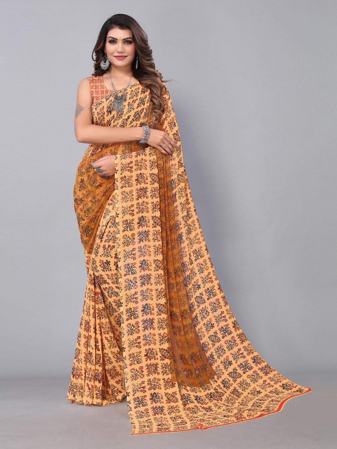 HRITIKA Floral Pure Georgette Saree, Cream