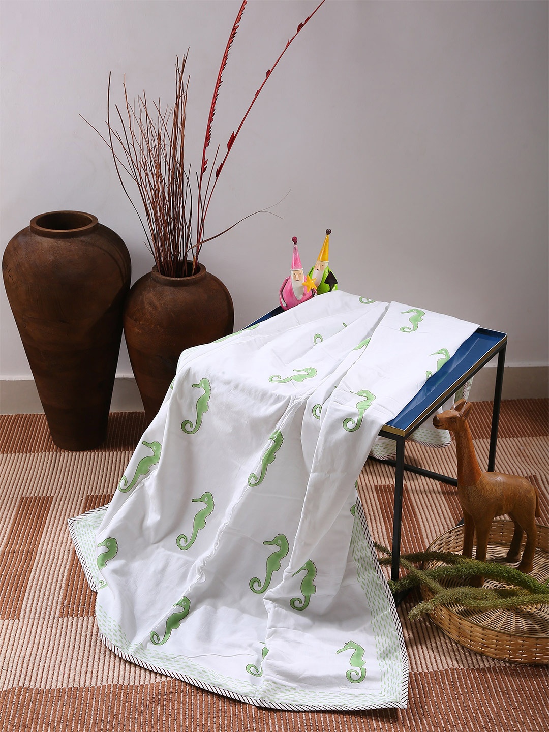 Amoliconcepts White & Green Seahorse Reversible Mild Winter Pure Cotton Single Bed Dohar
Amoliconcepts White & Green Seahorse Reversible Mild Winter Pure Cotton Single Bed Dohar