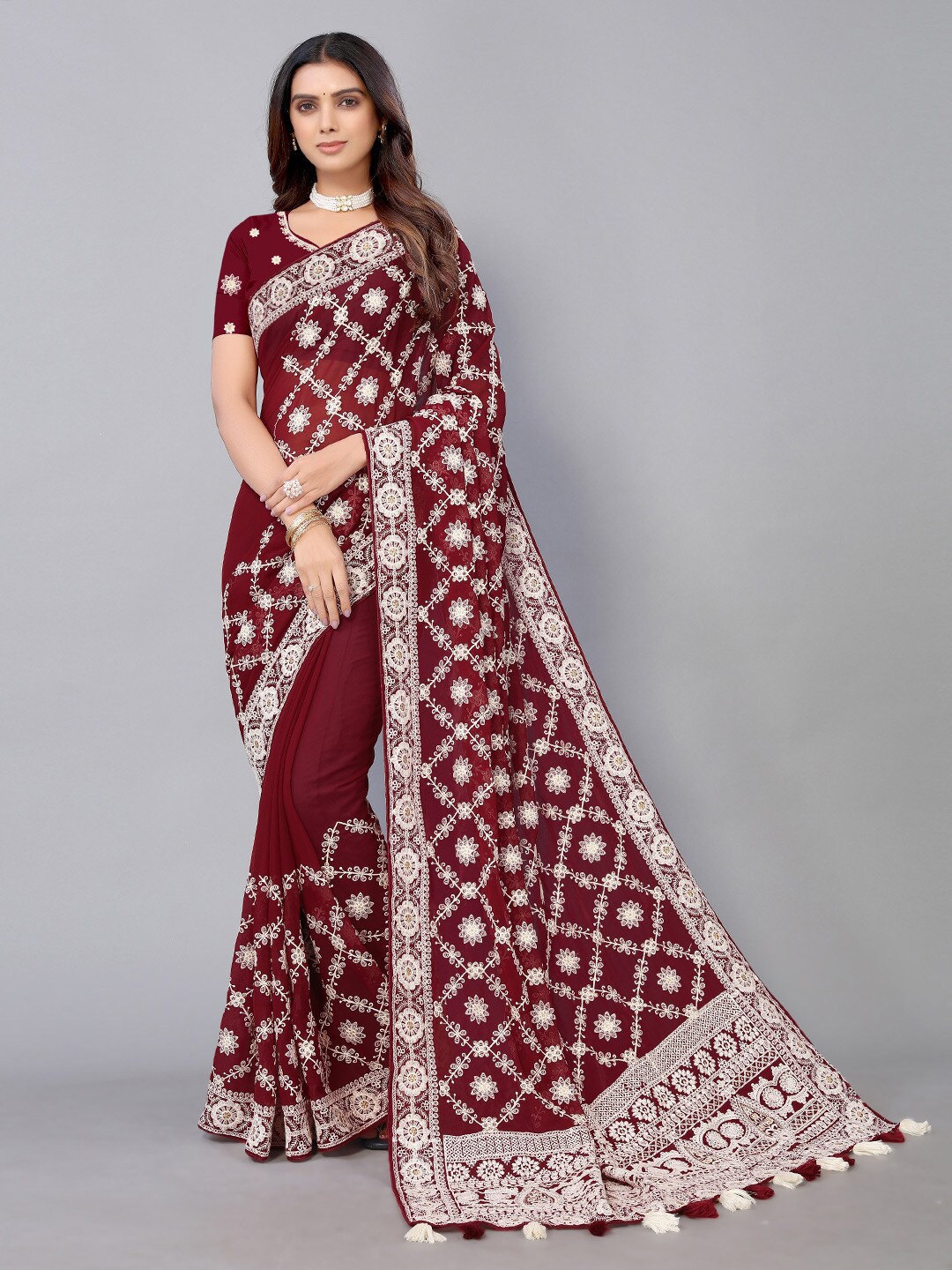 HRITIKA Floral Chikankari Embroidred Pure Georgette Saree, Maroon