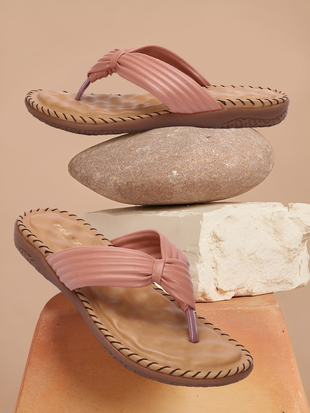 TRASE Women Open Toe Flats, Pink