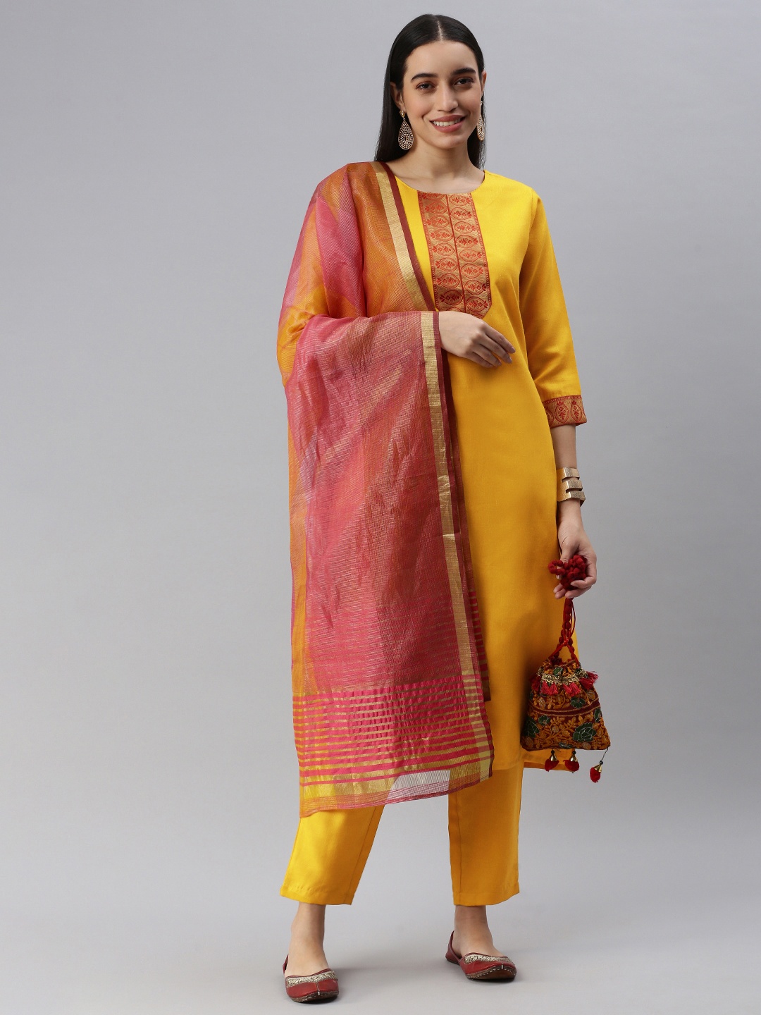 HEEPOSH Women Mustard Yellow Ethnic Motifs Yoke Design Kurta with Trousers & With Dupatta
HEEPOSH Women Mustard Yellow Ethnic Motifs Yoke Design Kurta with Trousers & With Dupatta
