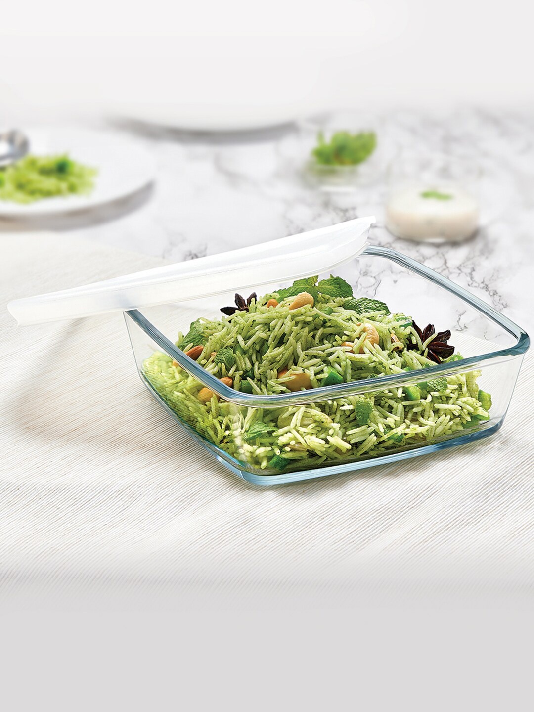 BOROSIL Transparent Microwave Safe Borosilicate Glass Square Baking Dish with Lid 800 ml
BOROSIL Transparent Microwave Safe Borosilicate Glass Square Baking Dish with Lid 800 ml