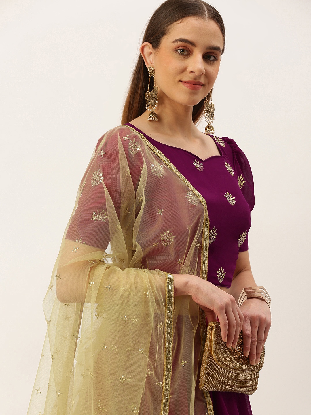 Ethnovog Beige & Purple Embellished Sequinned Ready to Wear Lehenga & Blouse With Dupatta
Ethnovog Beige & Purple Embellished Sequinned Ready to Wear Lehenga & Blouse With Dupatta