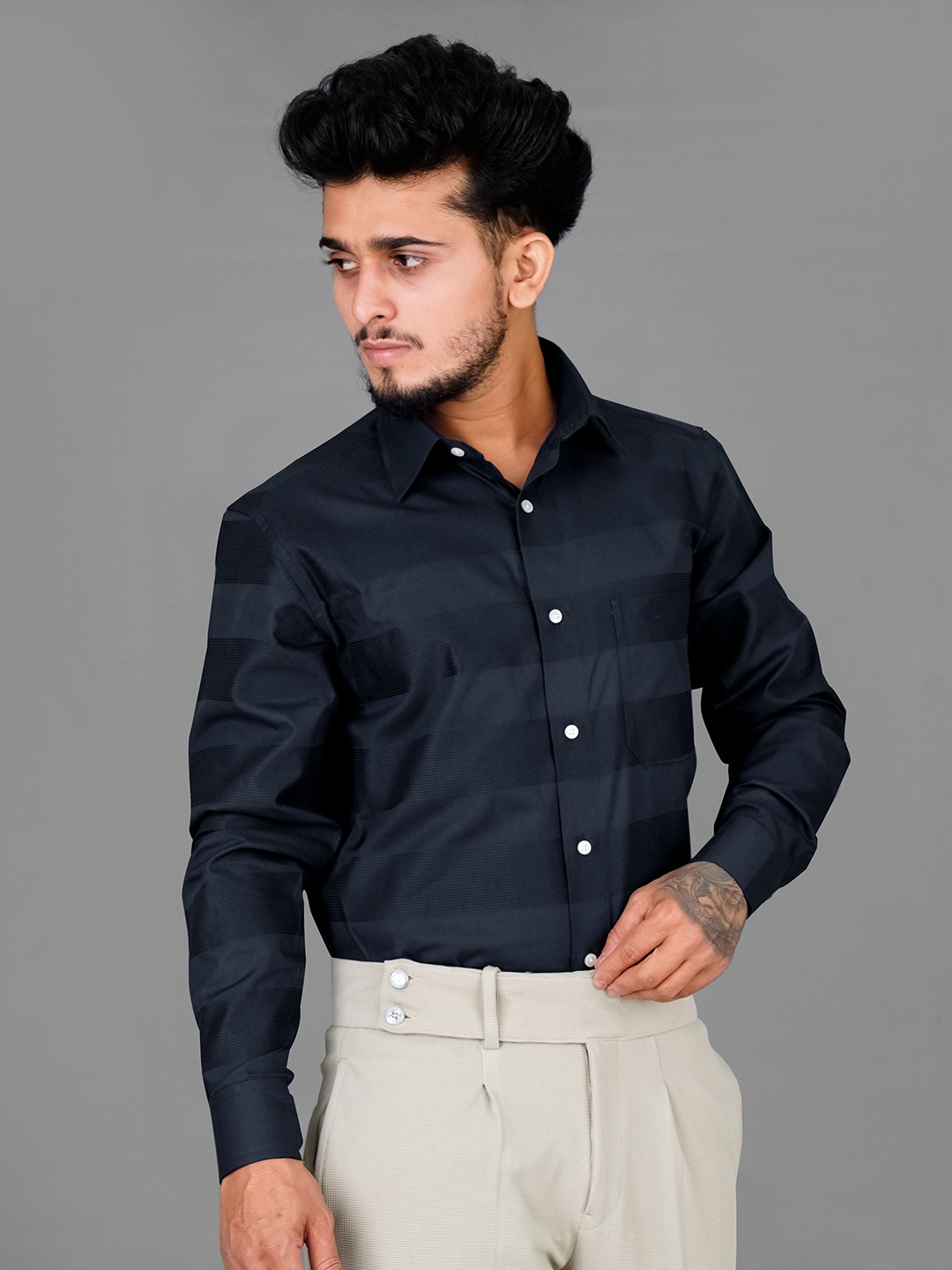 FRENCH CROWN Men Standard Horizontal Striped Textured Premium Giza Cotton Casual Shirt, Blue
FRENCH CROWN Men Standard Horizontal Striped Textured Premium Giza Cotton Casual Shirt, Blue
