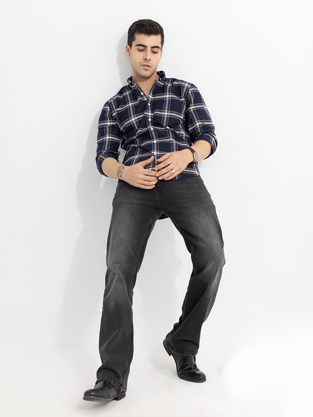 Snitch Men Blue Slim Fit Tartan Checks Checked Casual Shirt