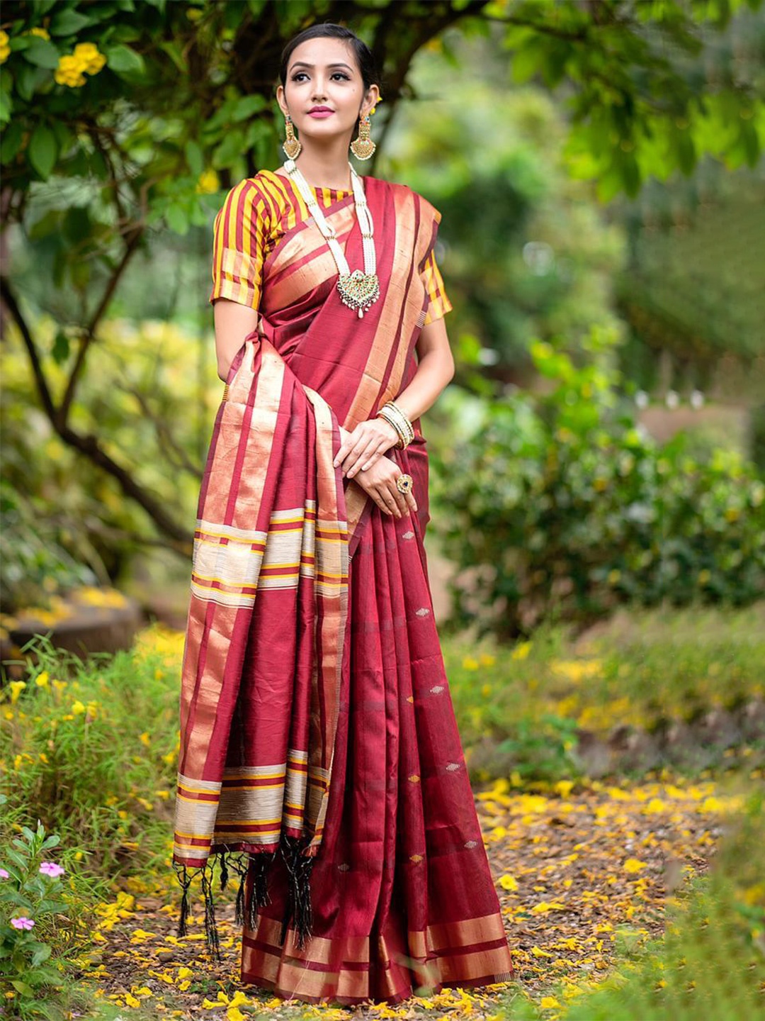 Fashion Booms Zari Pure Silk Kanjeevaram Saree, Maroon