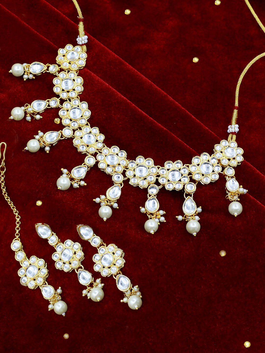 SAIYONI Gold-Plated Kundan-Studded Jewellery Set With Maangtikka, White
SAIYONI Gold-Plated Kundan-Studded Jewellery Set With Maangtikka, White