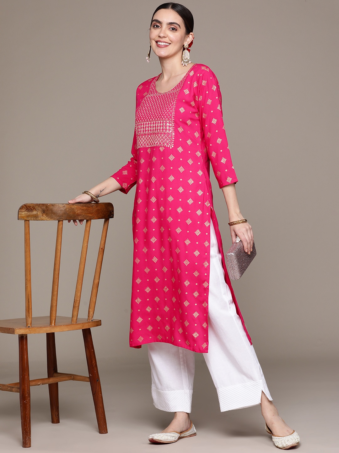 Anubhutee Women Ethnic Motifs Yoke Design Kurta, Magenta