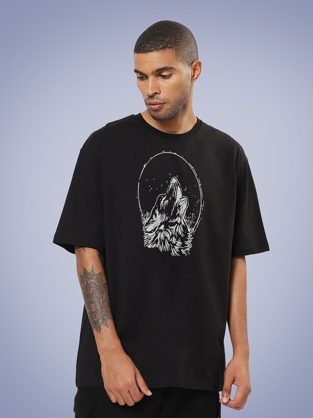 Mad Over Print Men Graphic Printed Drop-Shoulder Sleeves Oversized Cotton T-shirt, Black
Mad Over Print Men Graphic Printed Drop-Shoulder Sleeves Oversized Cotton T-shirt, Black