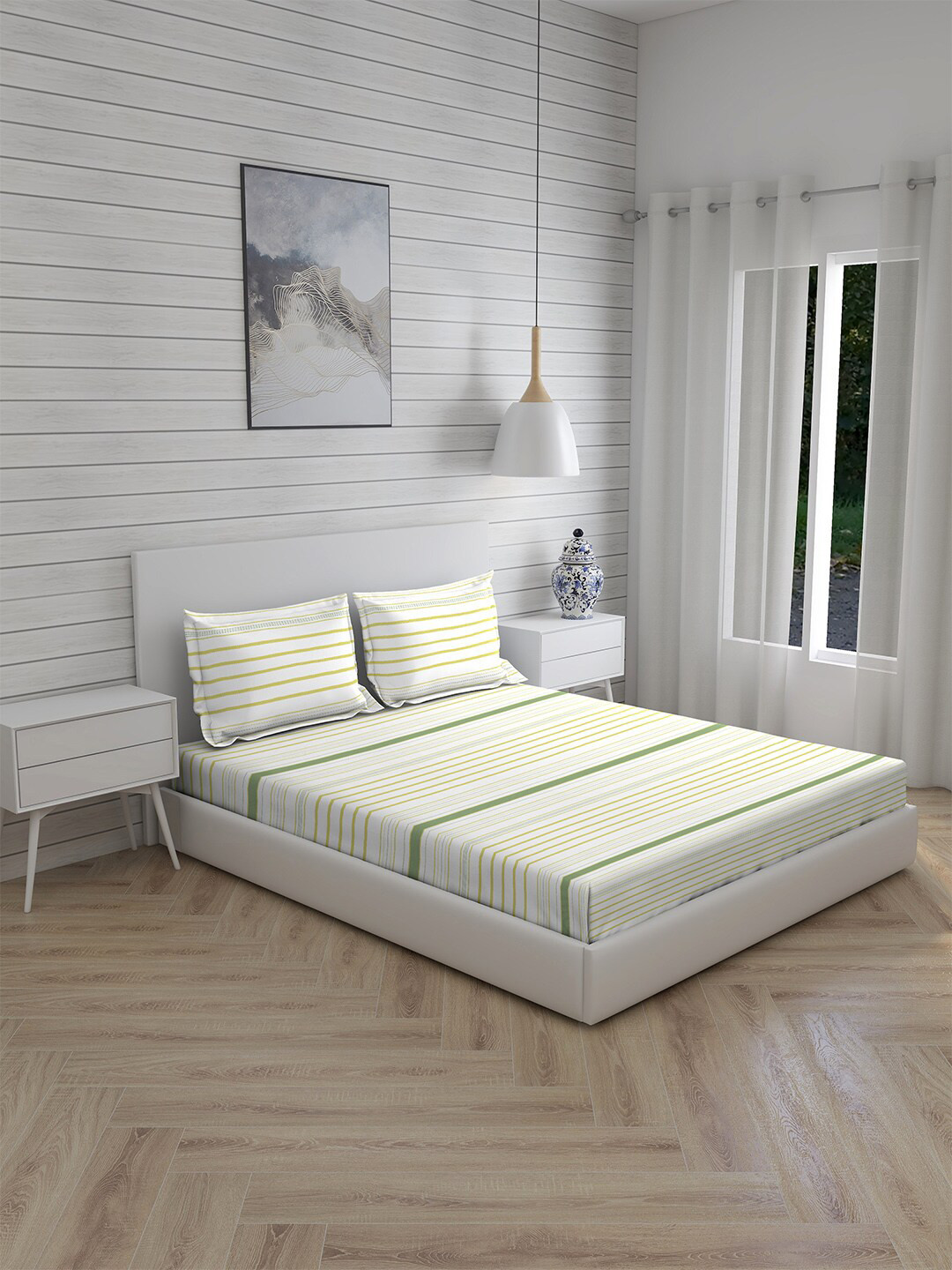 Boutique Living India Iris Gaze White & Grey 160 TC King Bedsheet with 2 Pillow Covers
Boutique Living India Iris Gaze White & Grey 160 TC King Bedsheet with 2 Pillow Covers