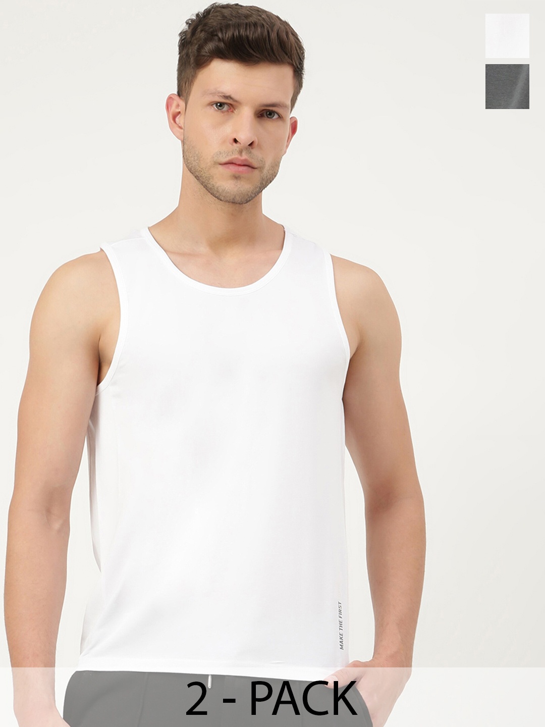 FREECULTR Men Pack Of 2 Anti-Microbial Breath-Tech Bamboo Cotton Innerwear Gym Vests, White
FREECULTR Men Pack Of 2 Anti-Microbial Breath-Tech Bamboo Cotton Innerwear Gym Vests, White