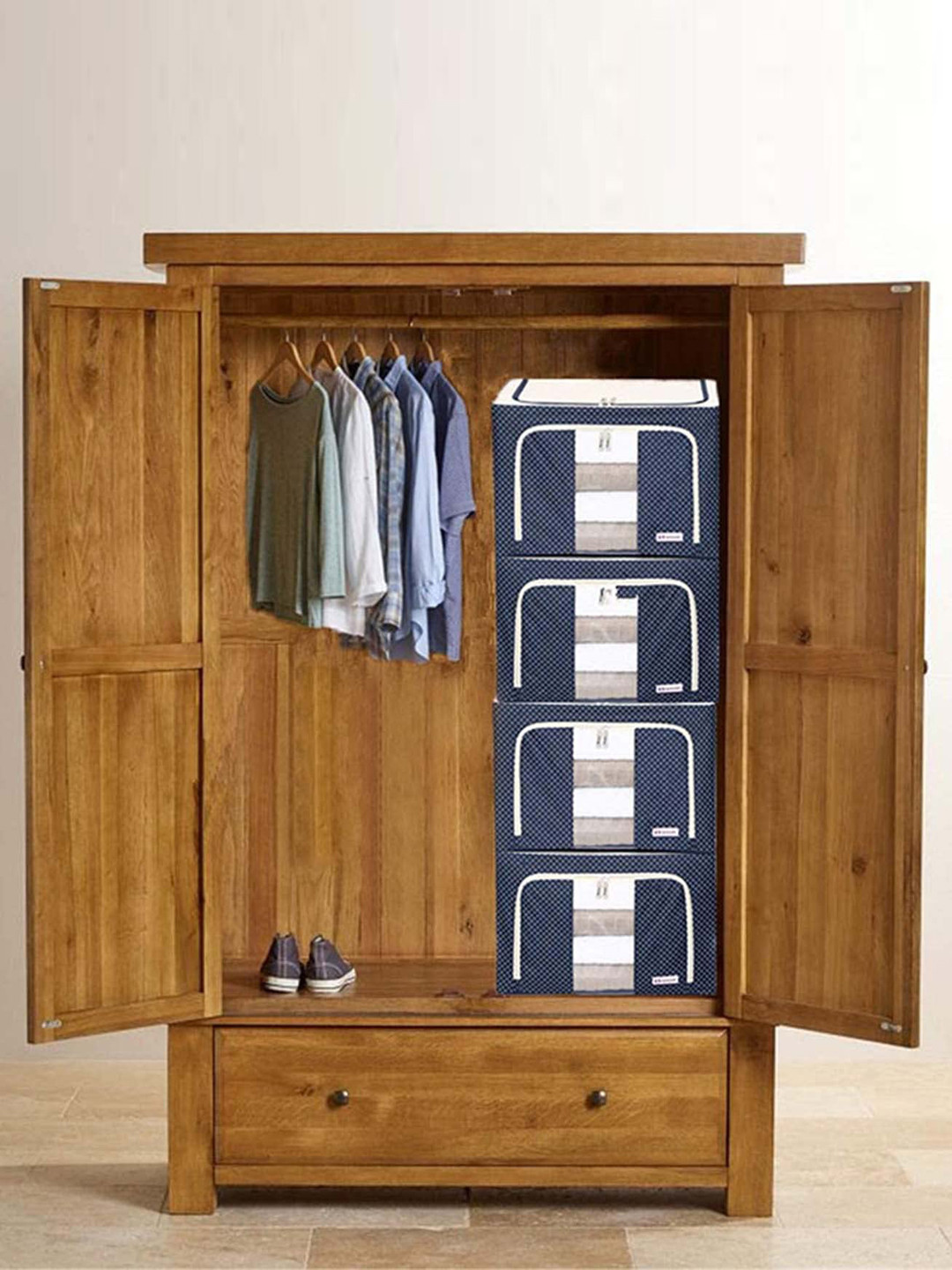 HOUSE OF QUIRK Navy Blue Printed Foldable Storage Box
HOUSE OF QUIRK Navy Blue Printed Foldable Storage Box