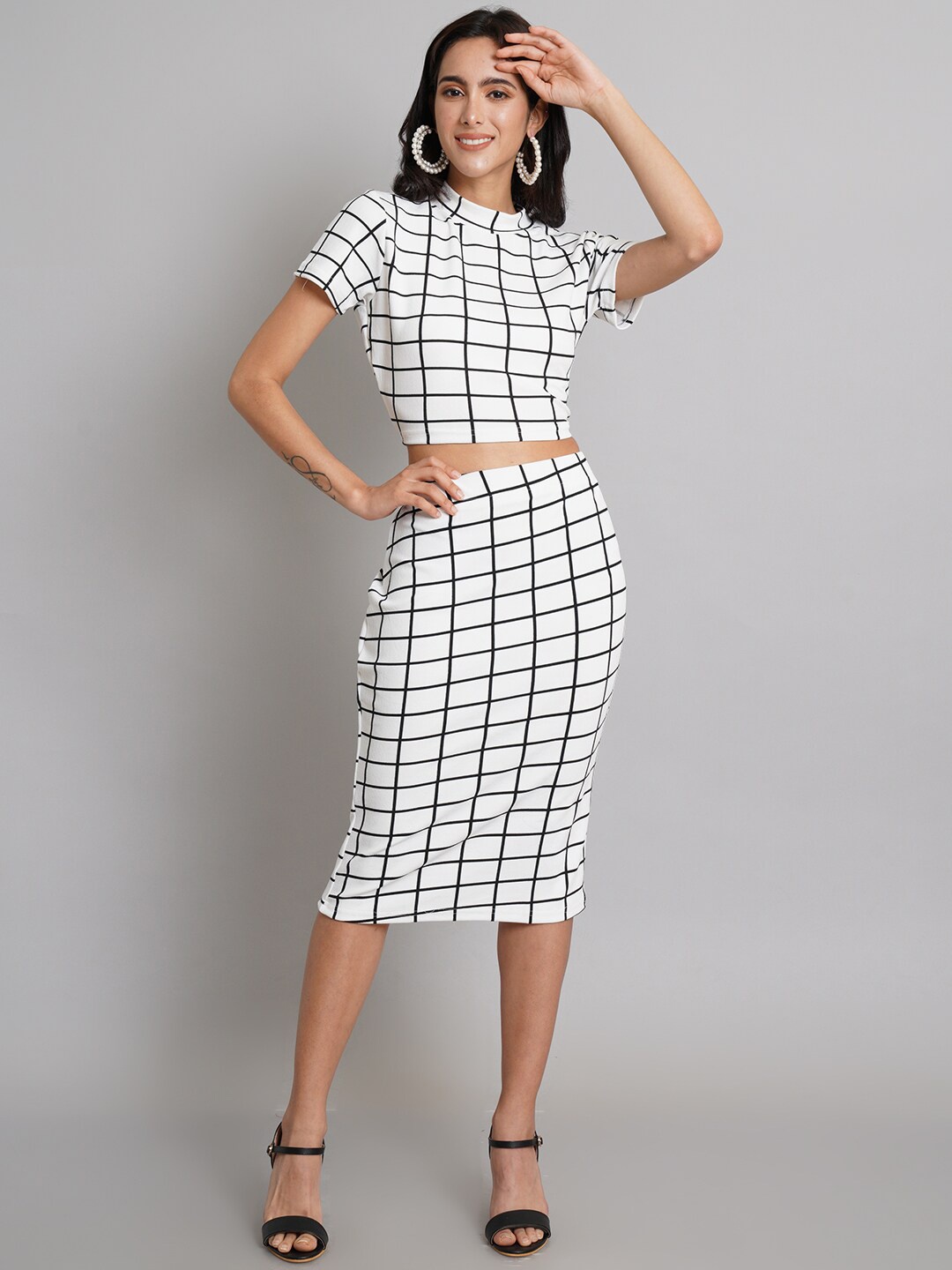 Risirioutfit Women Checked Top with Skirt, White