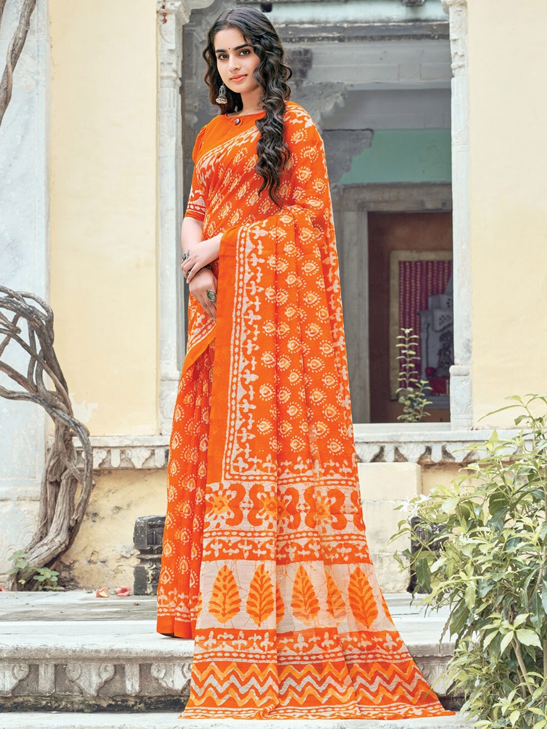 SANGAM PRINTS Floral Saree, Orange