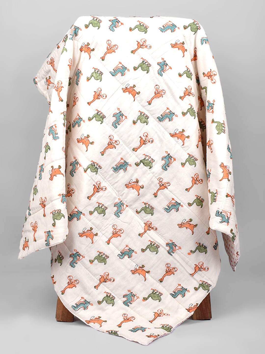 Moms Home Kids Dinosaur White & Blue Organic Cotton AC Room 300 GSM Single Bed Quilt
Moms Home Kids Dinosaur White & Blue Organic Cotton AC Room 300 GSM Single Bed Quilt