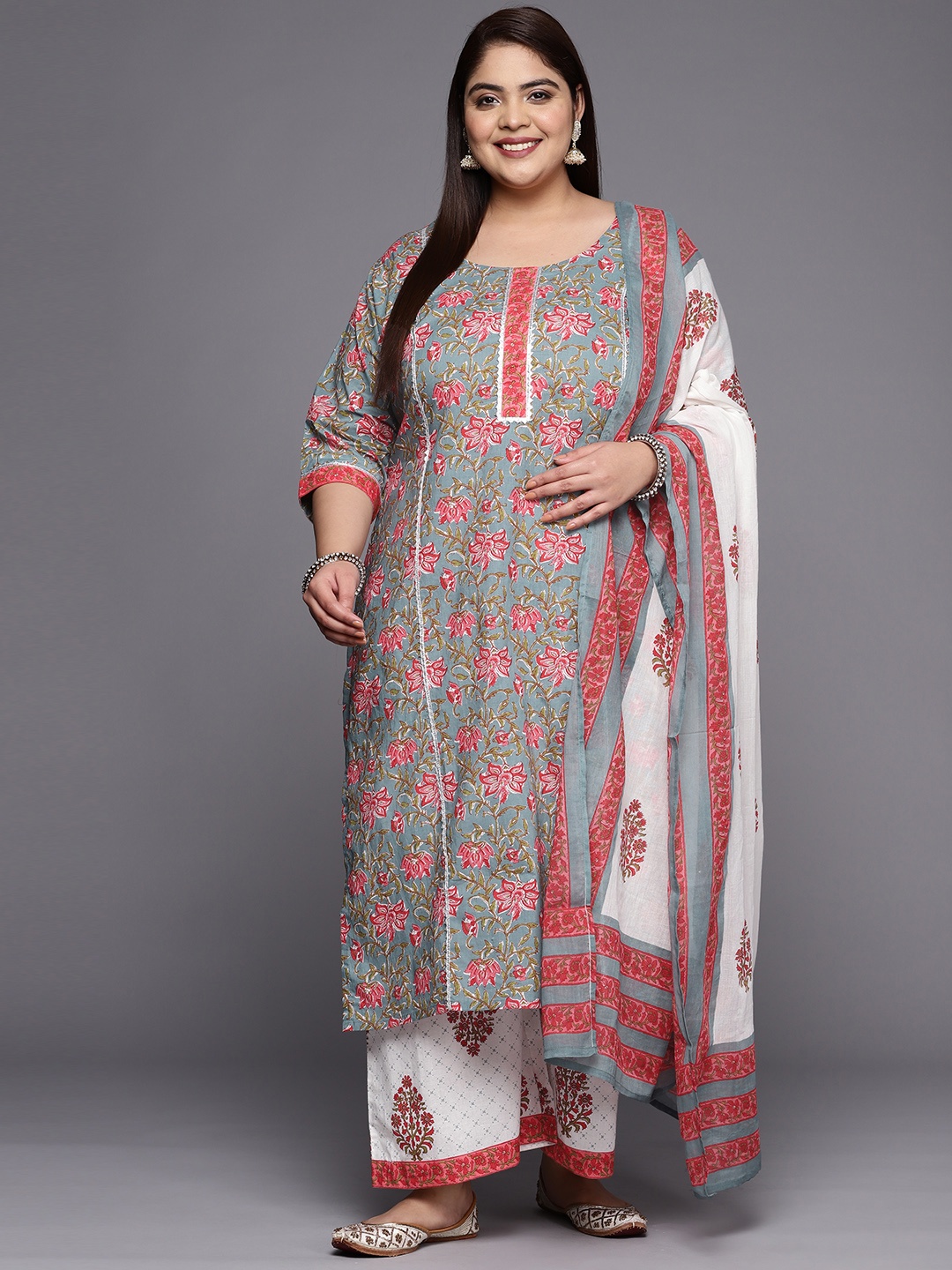 EXTRA LOVE BY LIBAS Women Plus Size Printed Pure Cotton Kurta With Palazzos & Dupatta, Grey
EXTRA LOVE BY LIBAS Women Plus Size Printed Pure Cotton Kurta With Palazzos & Dupatta, Grey