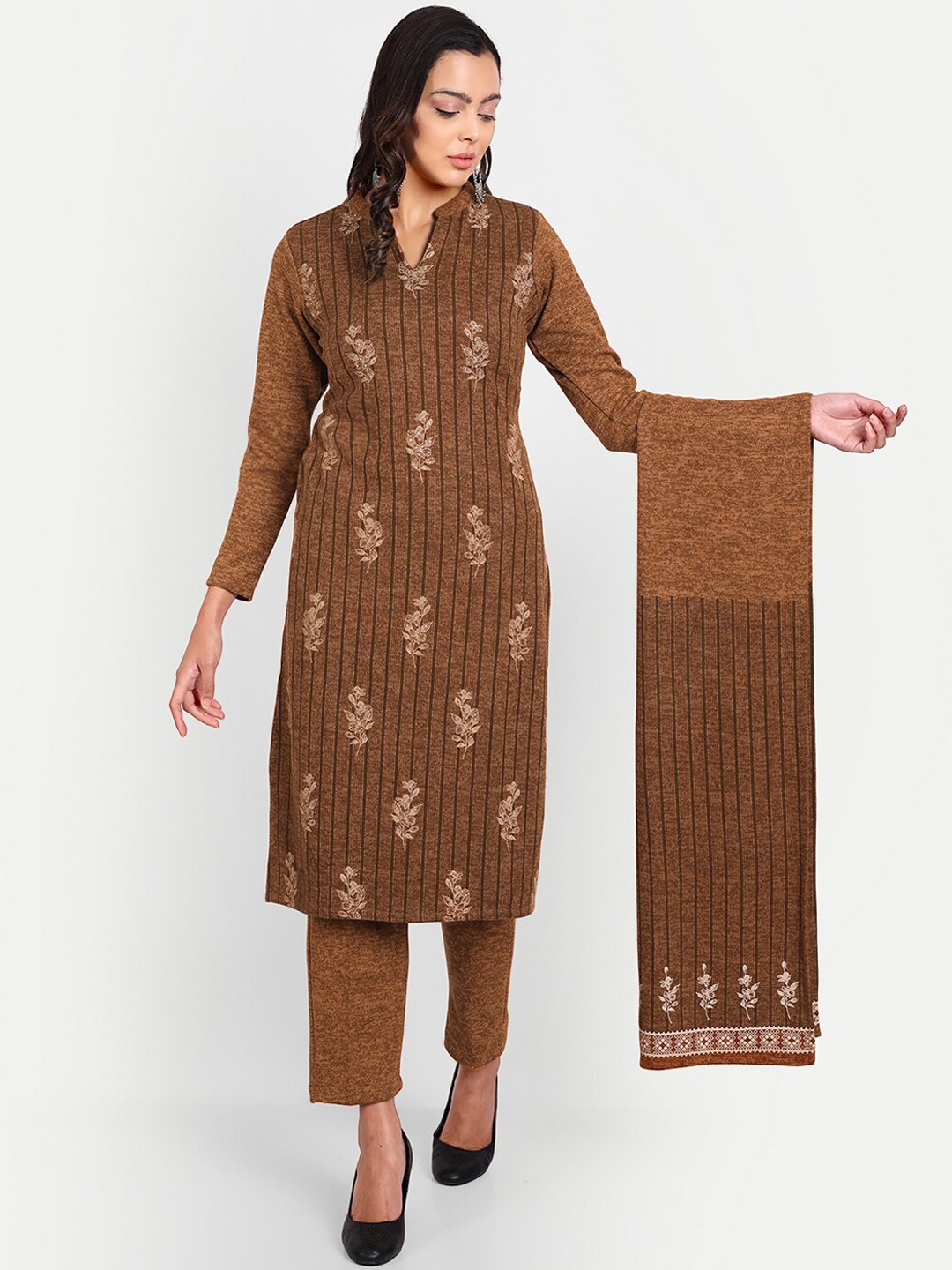 HK colours of fashion Women Ethnic Motifs Printed Kurta with Trousers & Dupatta, Tan
HK colours of fashion Women Ethnic Motifs Printed Kurta with Trousers & Dupatta, Tan