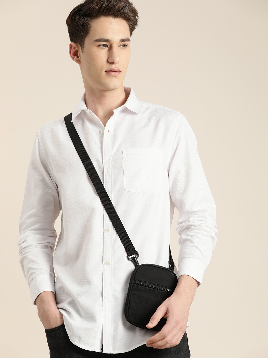 encore by INVICTUS Men Self Design Textured Casual Shirt, White