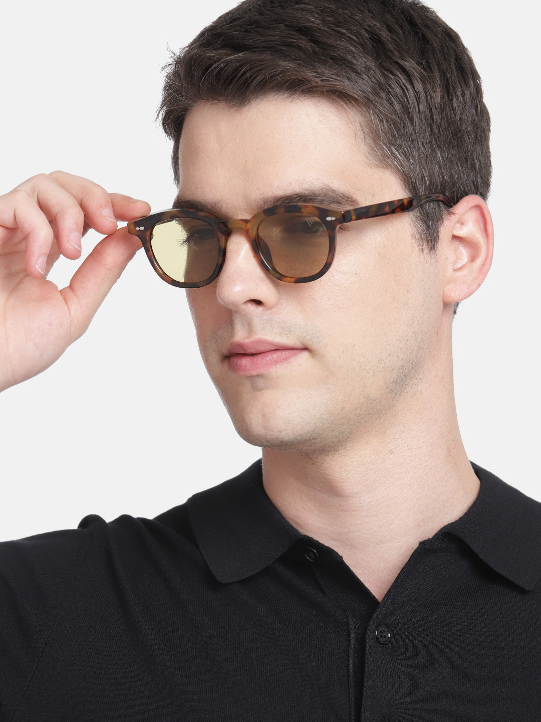 Voyage Round Sunglasses with UV Protected Lens - 36374MG3906, Brown
Voyage Round Sunglasses with UV Protected Lens - 36374MG3906, Brown