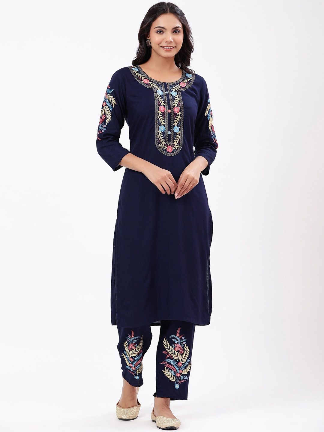 PK Fashions Women Floral Embroidered Thread Work Kurta with Trousers & With Dupatta, Blue