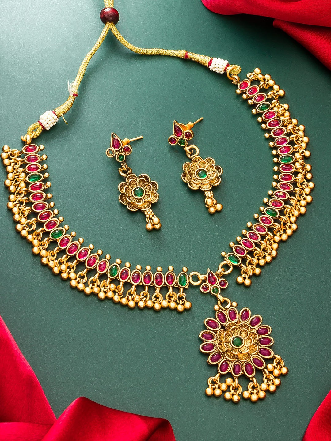 aadita Flower Stone Studded & Beaded Jewellery Set, Gold