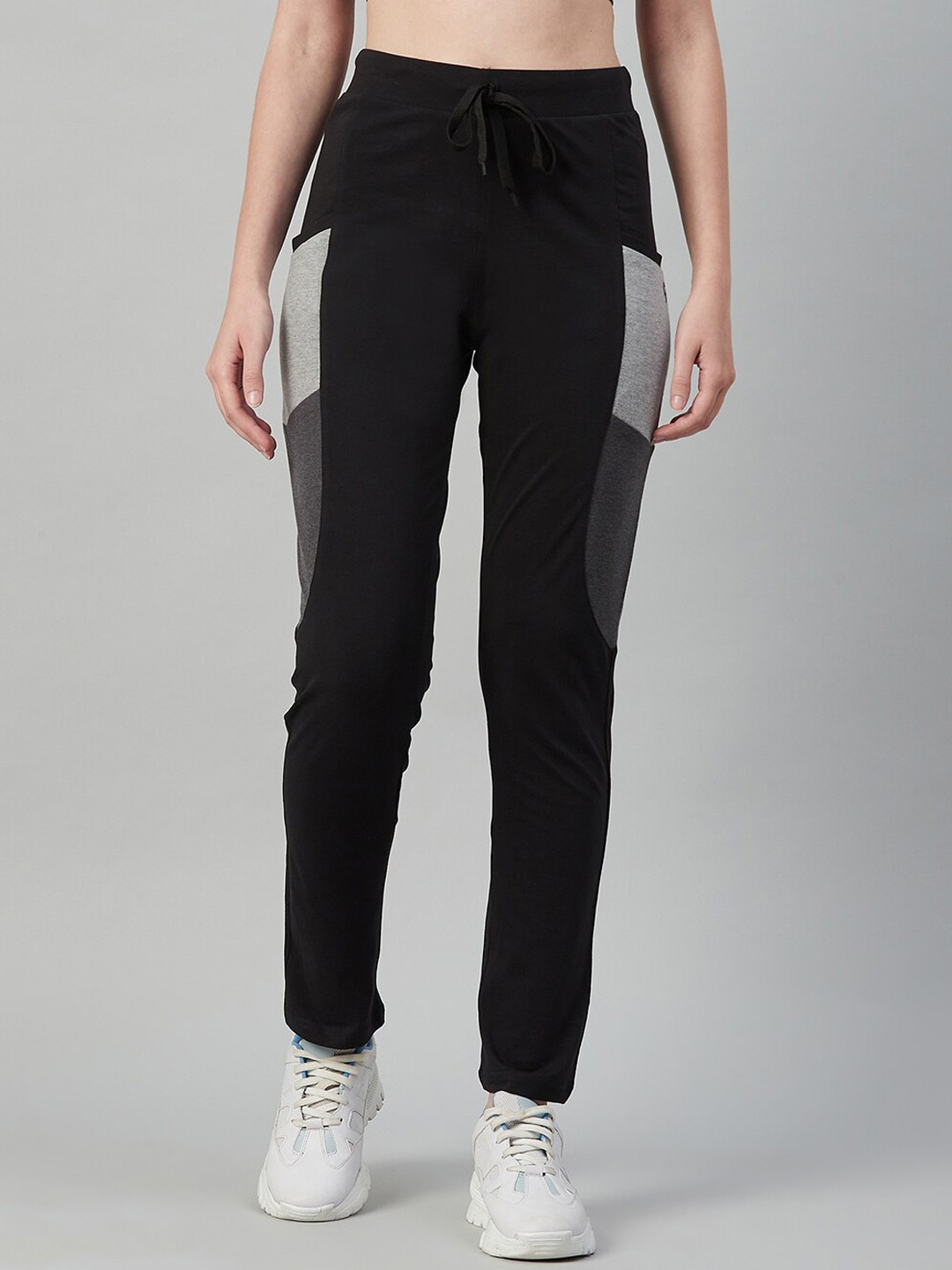 C9 AIRWEAR Women Colourblocked Cotton Rapid-Dry Track Pant, Black