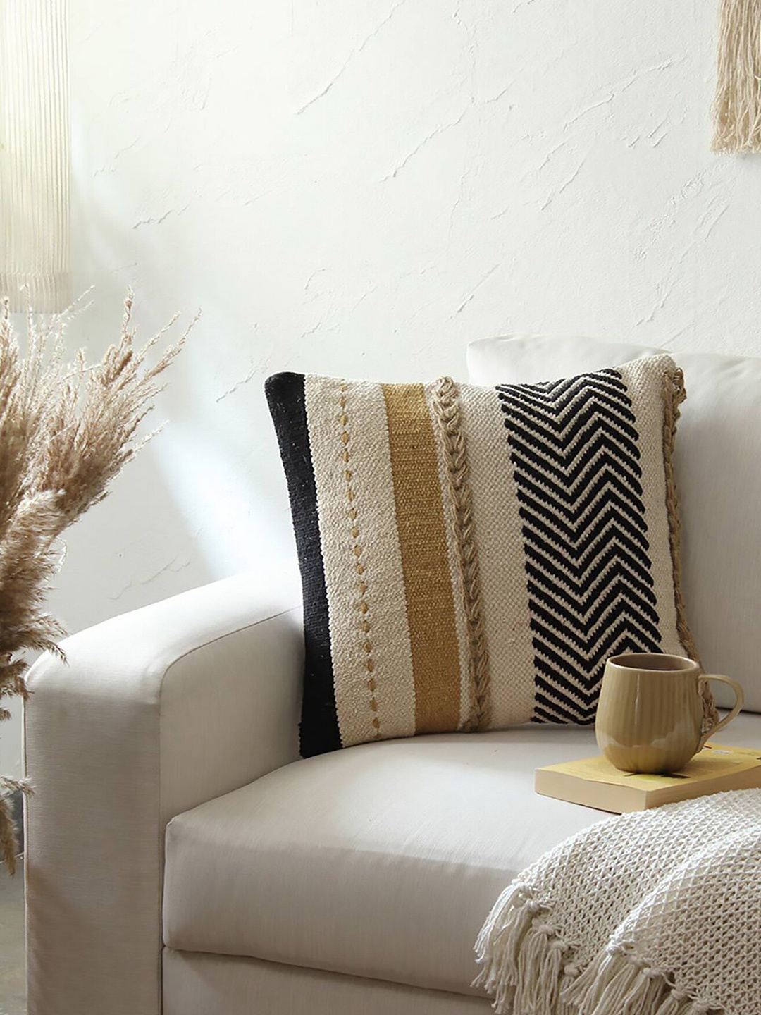 THE little BIG STORE Off White & Beige Self Design Textured Cotton Square Cushion Cover
THE little BIG STORE Off White & Beige Self Design Textured Cotton Square Cushion Cover
