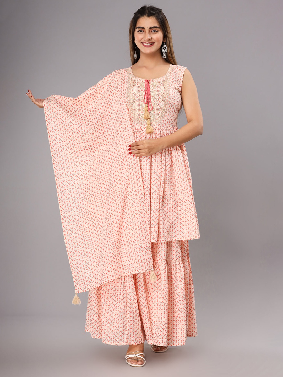 FASHION DWAR Women Floral Printed Thread Work Pure Cotton Kurti With Sharara & Dupatta, Pink
FASHION DWAR Women Floral Printed Thread Work Pure Cotton Kurti With Sharara & Dupatta, Pink